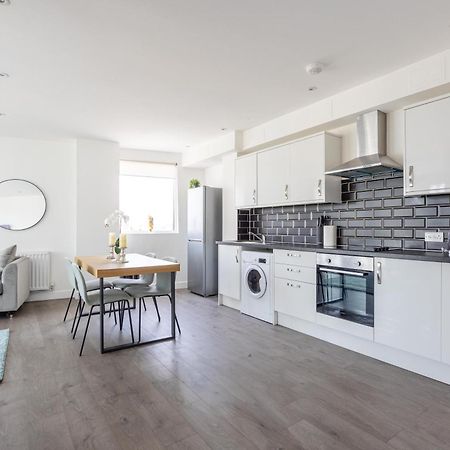 Vertigo Apartments Kingston upon Thames  Buitenkant foto